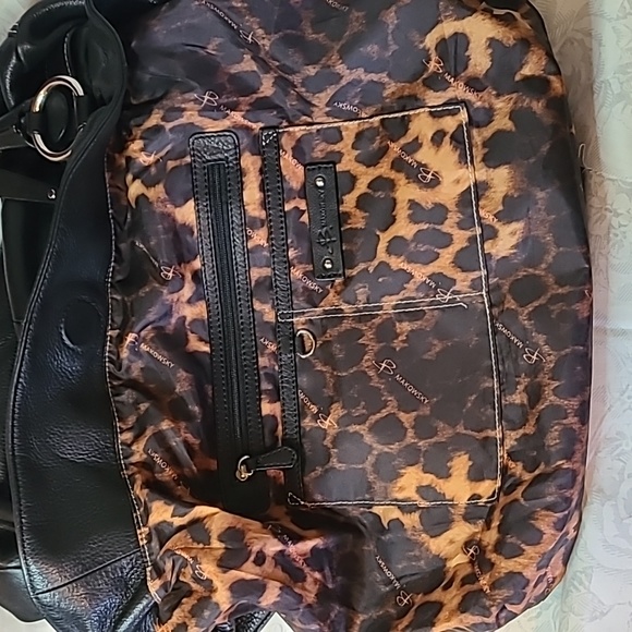 B Makowsky Black Pebbled Leather Tote Bag - Picture 7 of 9